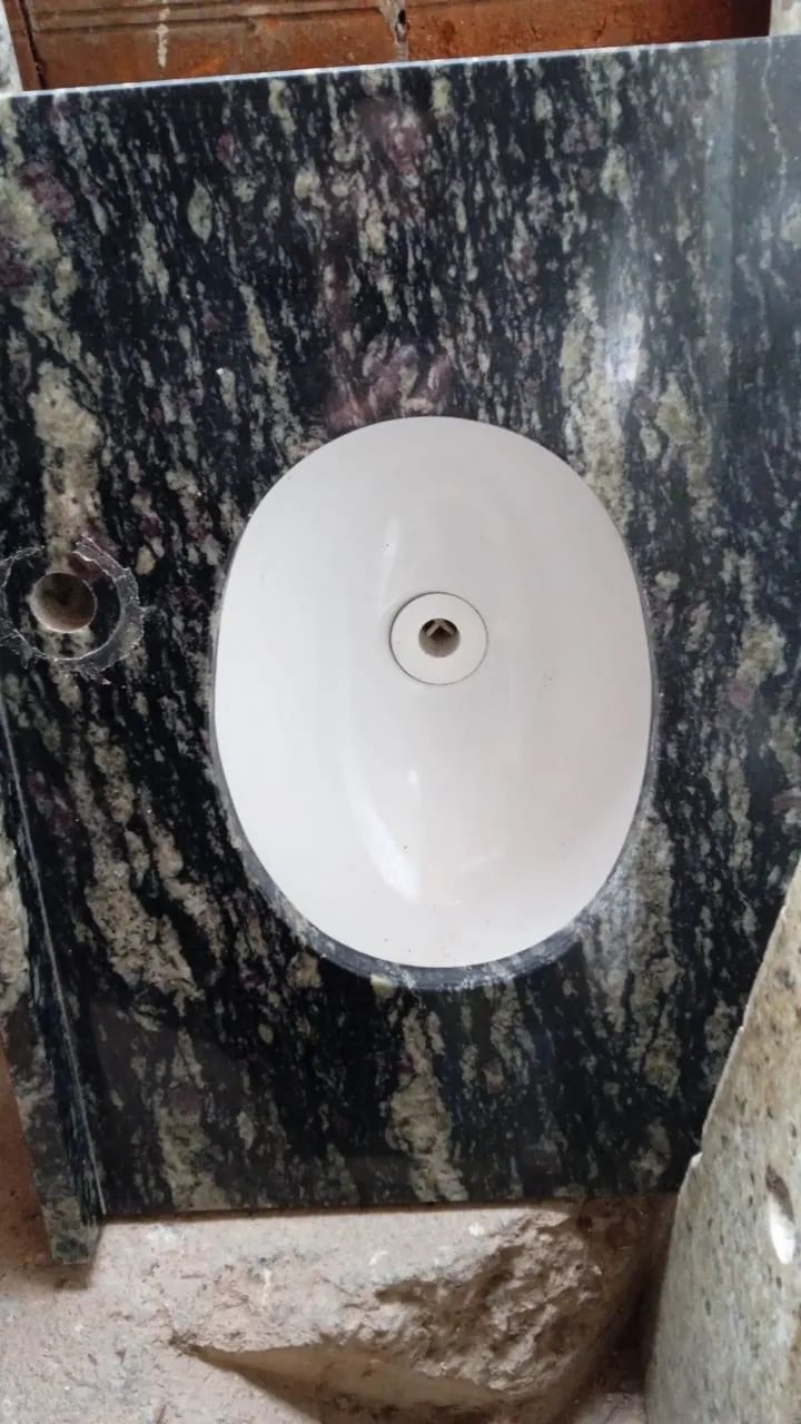 Bancada de granito com cuba oval - Foto 3