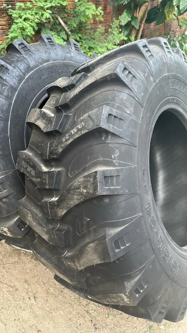 PNEUS DE TRATOR 19.5L24