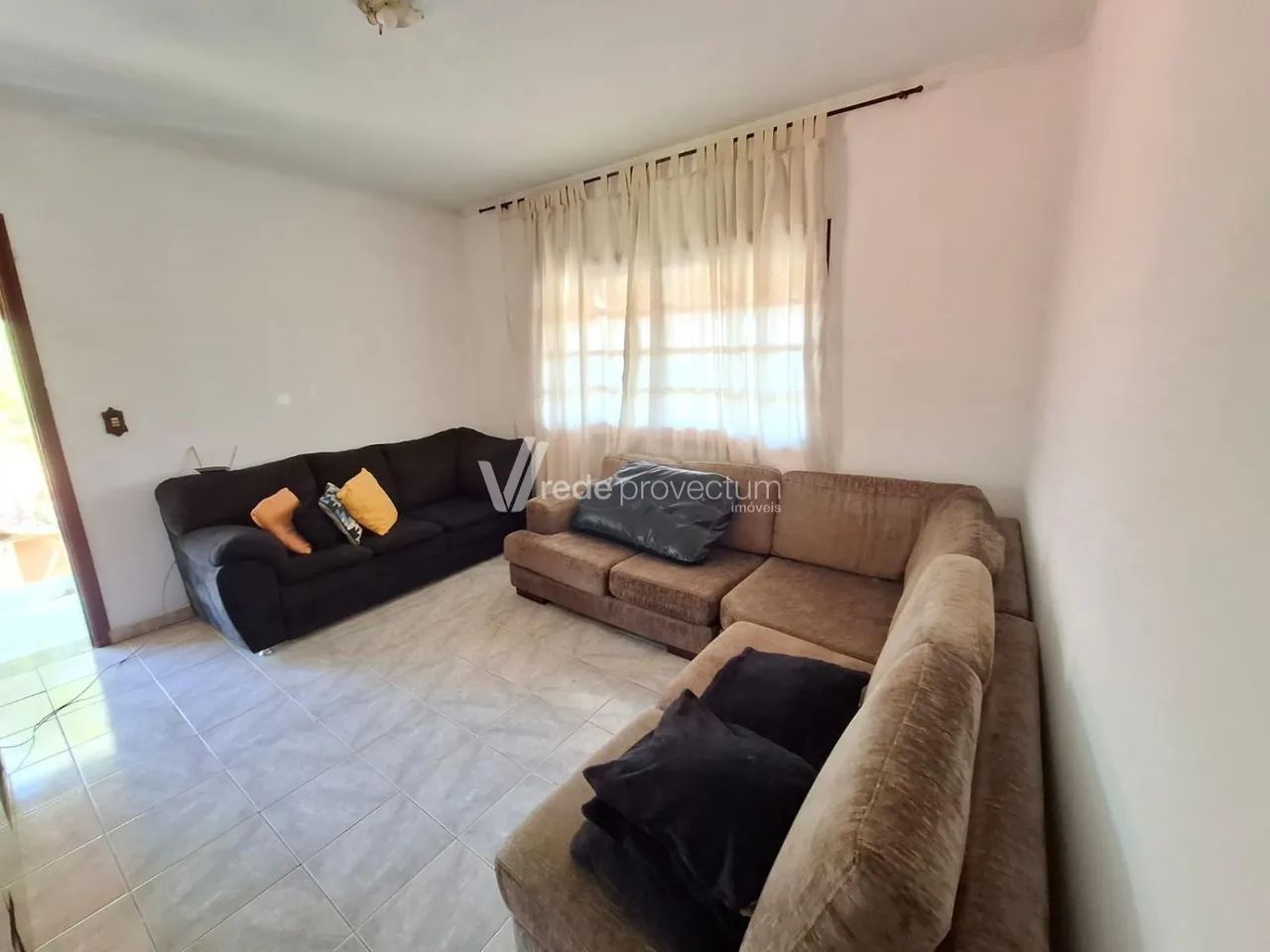 Sítio à Venda em Vinhedo  24.000 m² - Foto 2