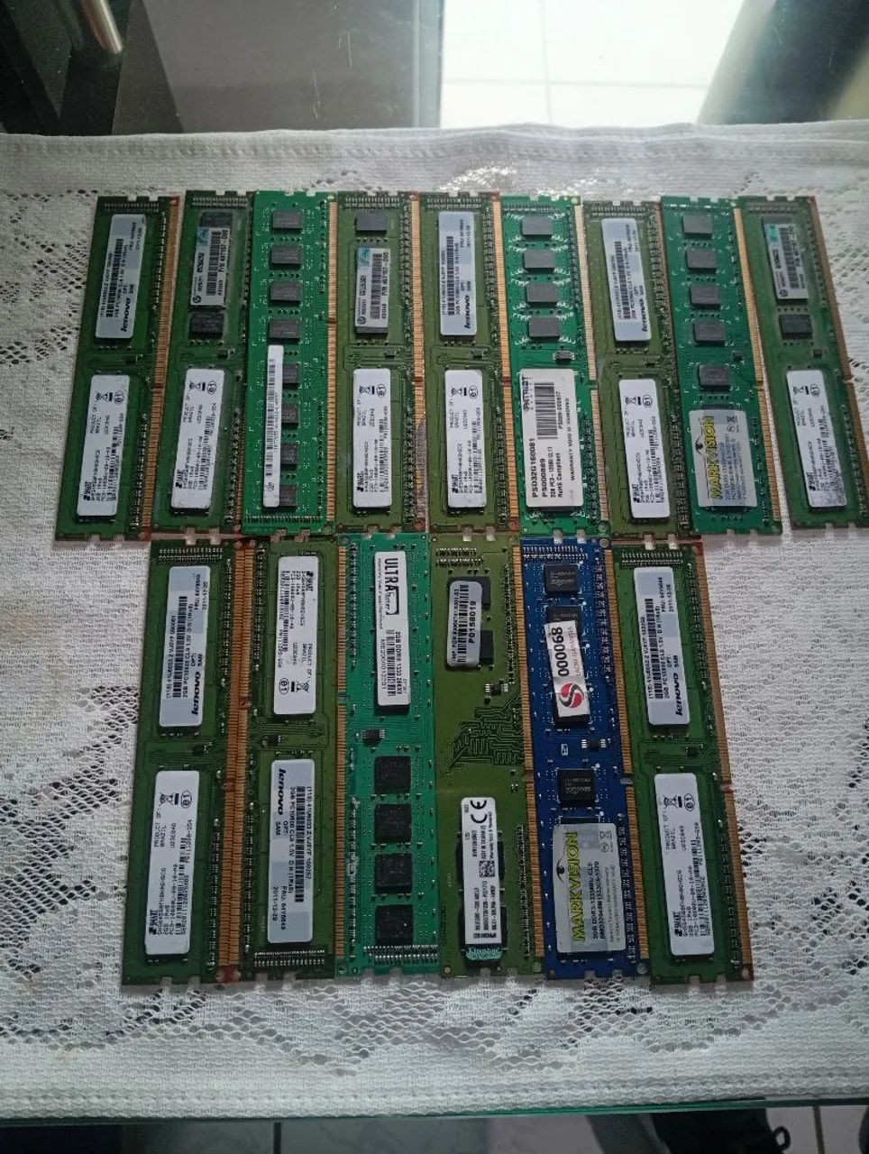 Lote de memórias DDR 3  , 2 Gb
