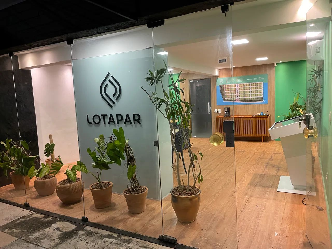 Linda Loja no coração de Petropolis - Foto 3