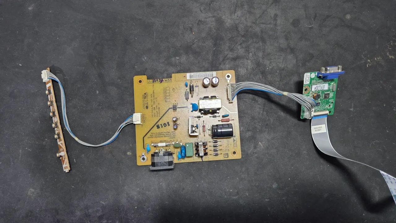 Placas do monitor LG E1641C-PN - Foto 5