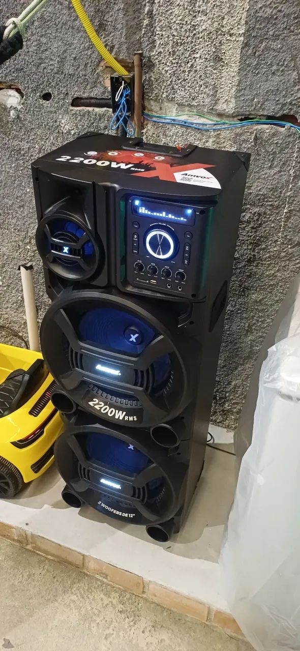 Caixa de som Potente 2200w