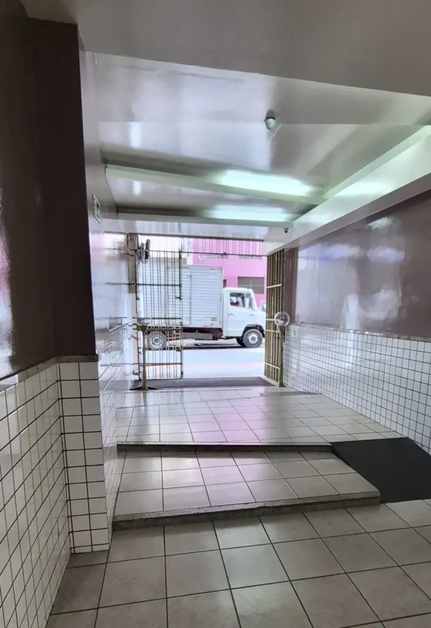 Apto 1 quarto com garagem em Centro - Vitória - ES