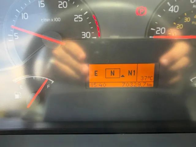 VOLVO VM 330 6X4 - Foto 4