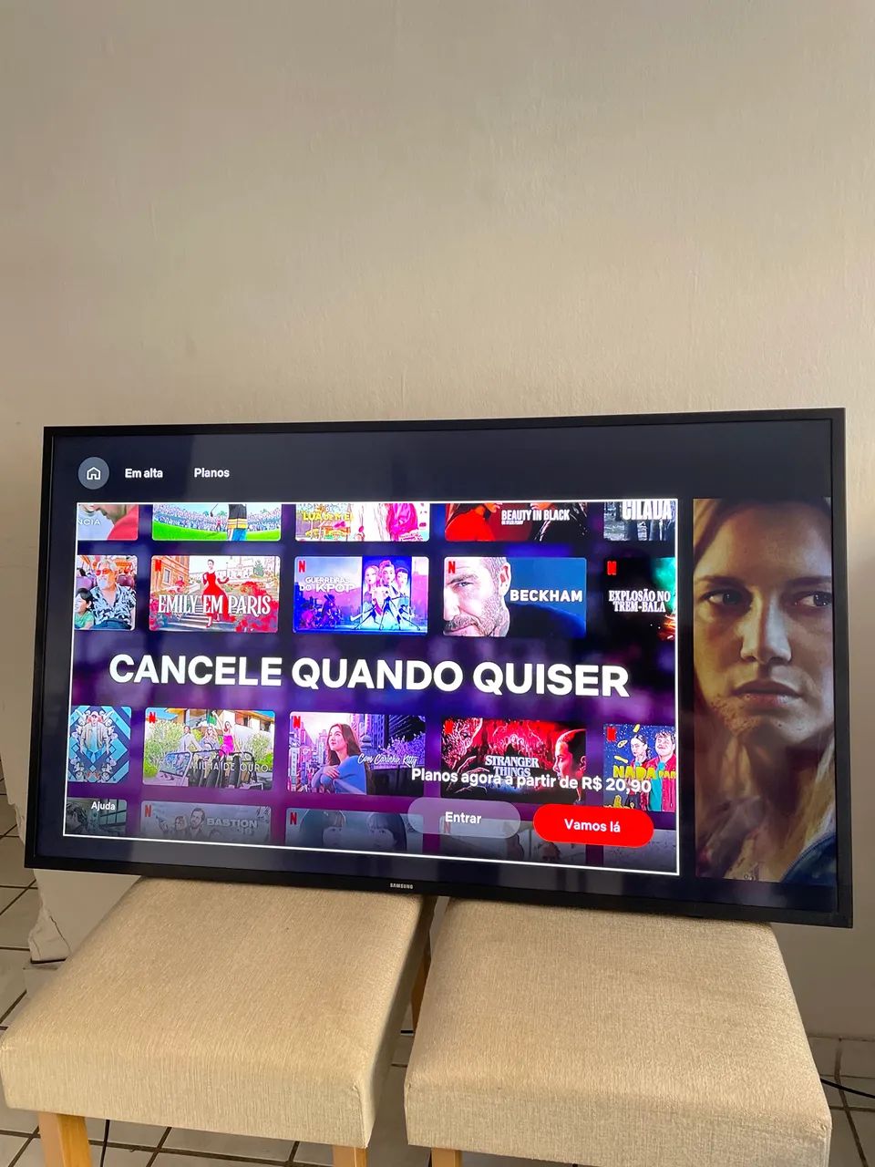 Tv Smart 49 Polegadas 4K Samsung - Muito Nova - Foto 2