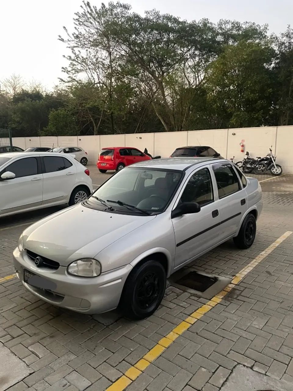 Chevrolet Corsa Sedan 1.0 MPFI 8V 71cv 4P 2004