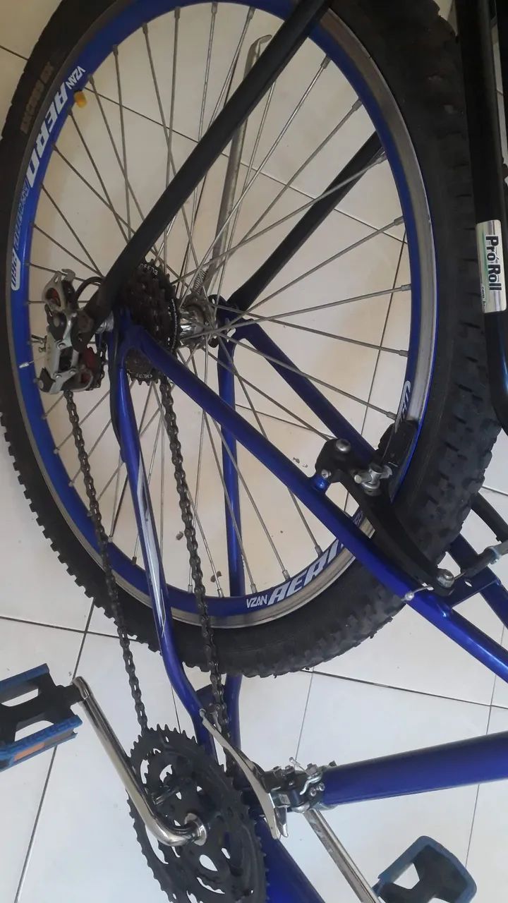 Vendo bike com upgrades, pouco rodada e no precinho  - Foto 2