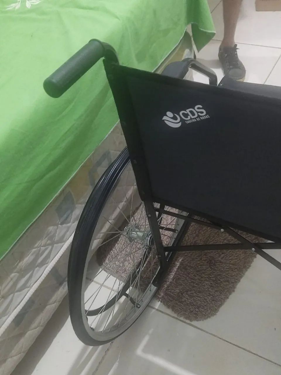 Cadeira de Rodas - Foto 5