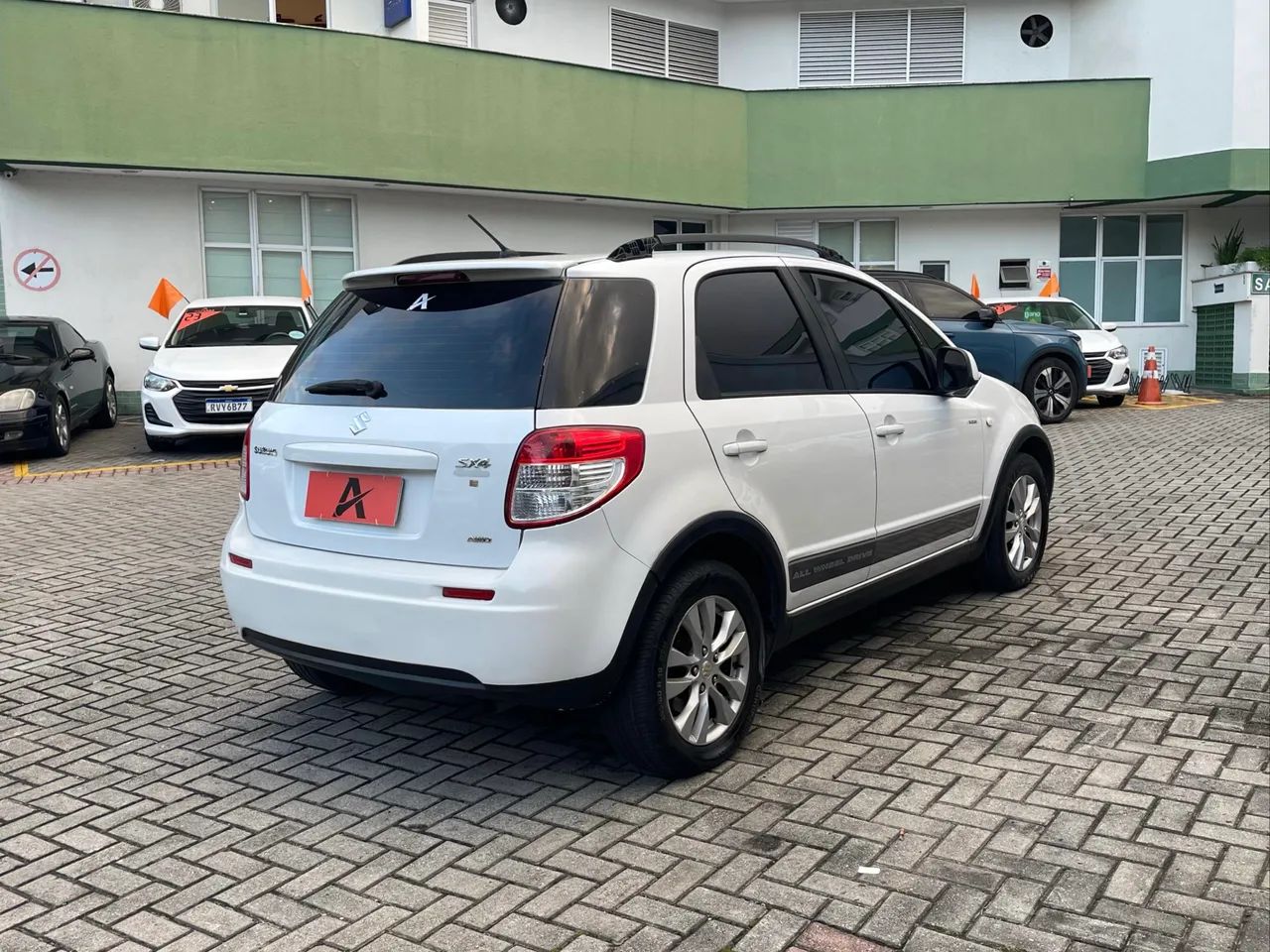 Suzuki SX4 2.0 16V 145cv 4WD 5P Aut. 2013 - Foto 10