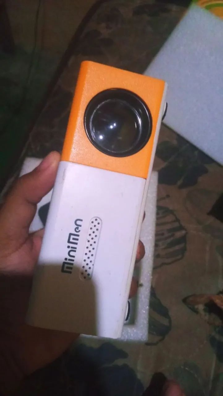 Mini projetor LED 