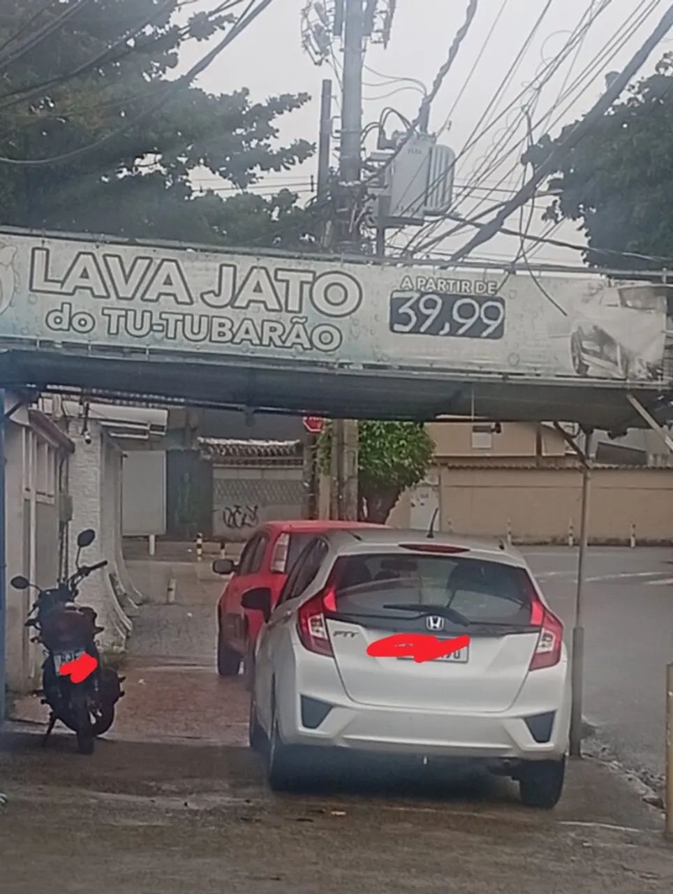 Contrata-se ajudante para lava jato