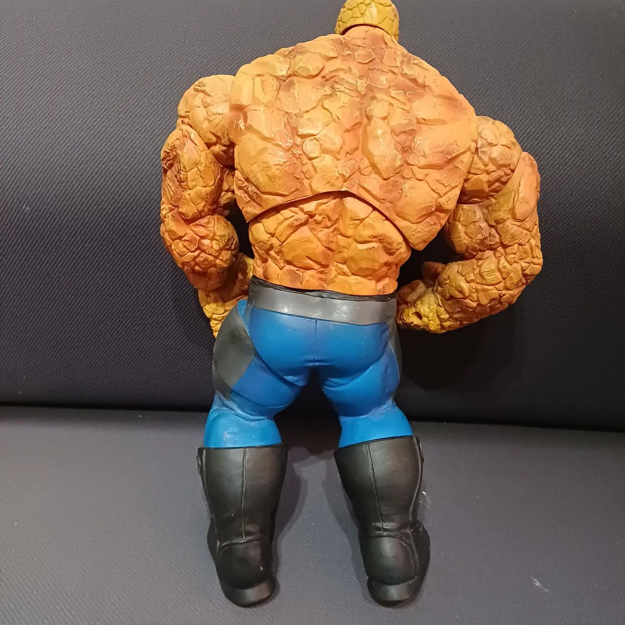 Boneco Coisa Toy Biz 30 cm - Foto 2