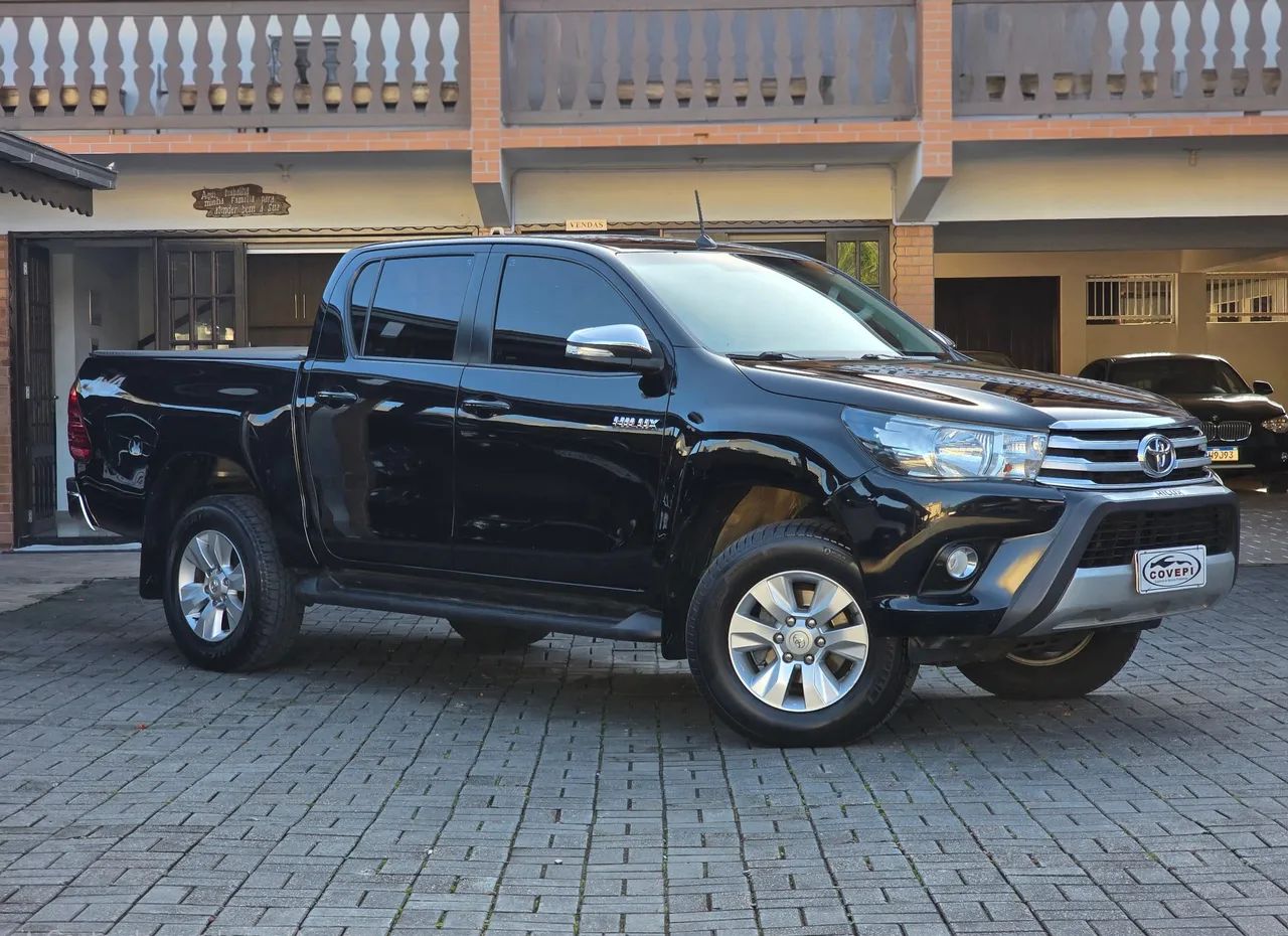 Toyota Hilux Hilux CD SRV 4x2 2.7 16V 142cv 2016