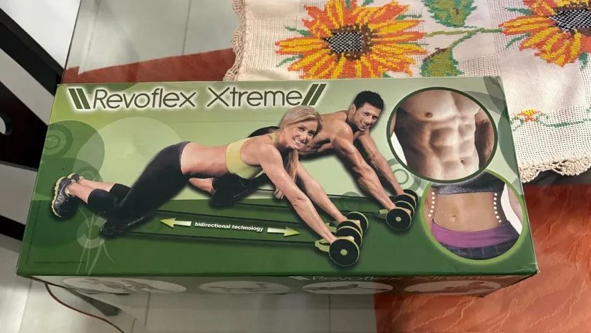 Roda Abdominal Aparelho De Ginastica Revoflex Xtreme Com 44 Exercicios E Elasticos Para Tr