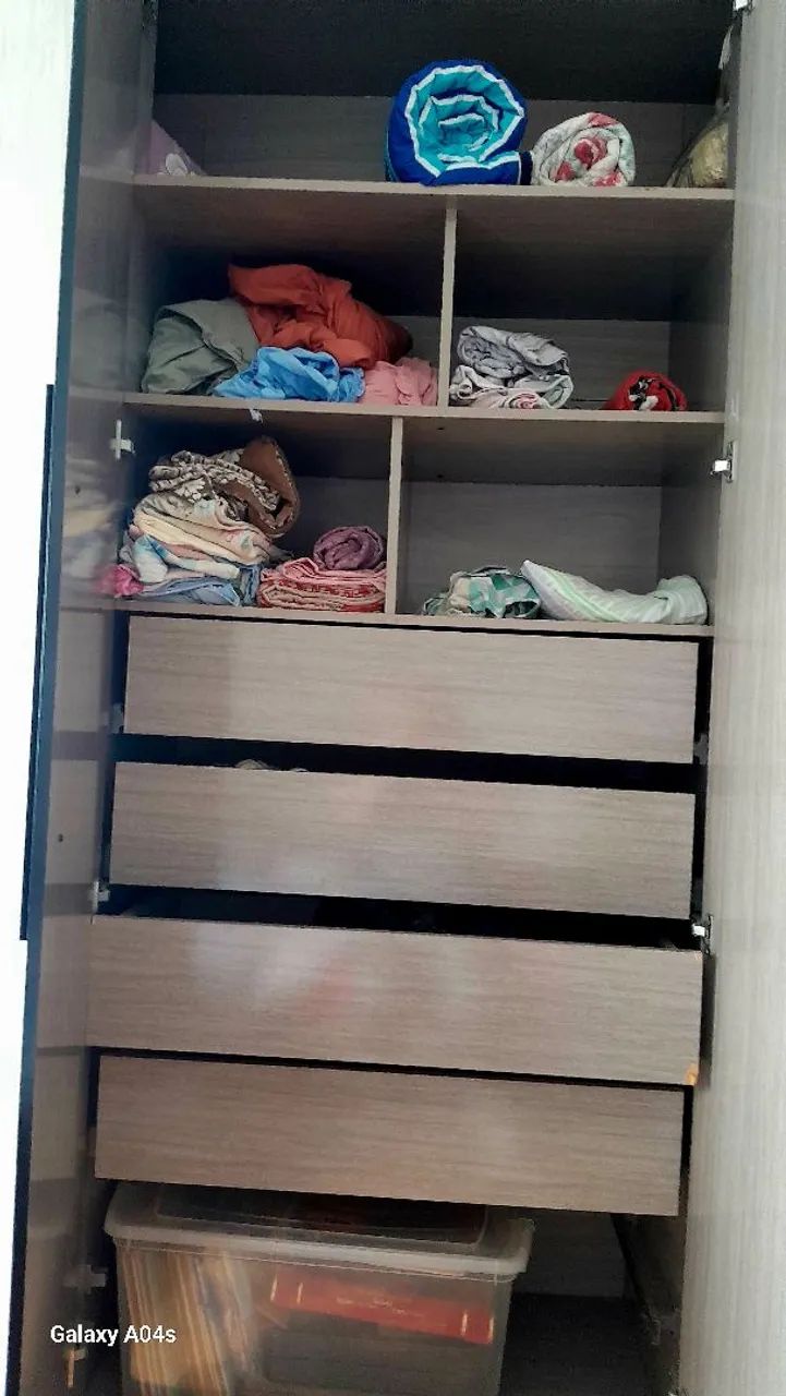 ARMARIO DE QUARTO - 6 PORTAS - Foto 5