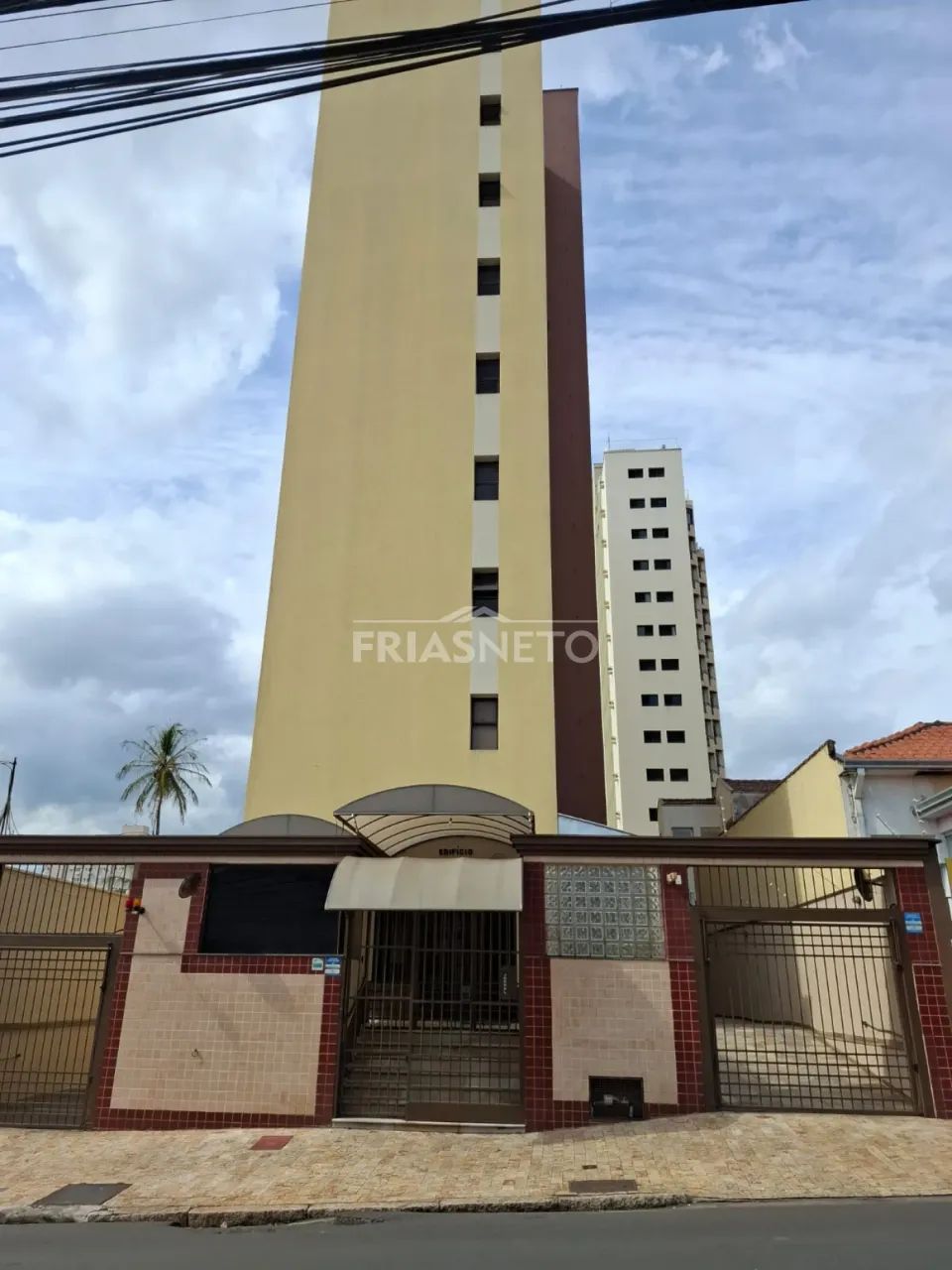Apartamento à venda no condomínio Edifício Pettinelli