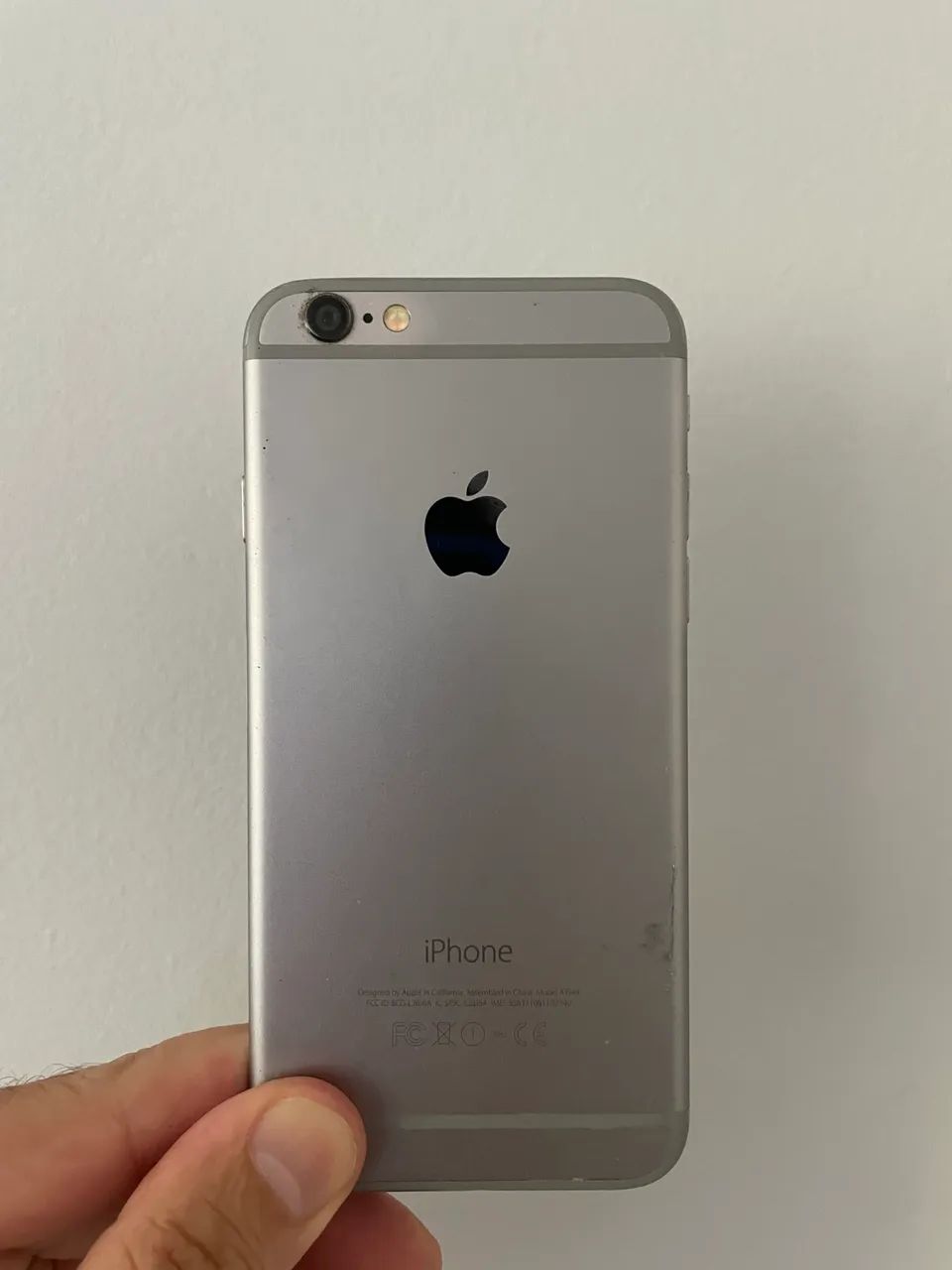 Iphone 6 apenas para peças e carcaça 