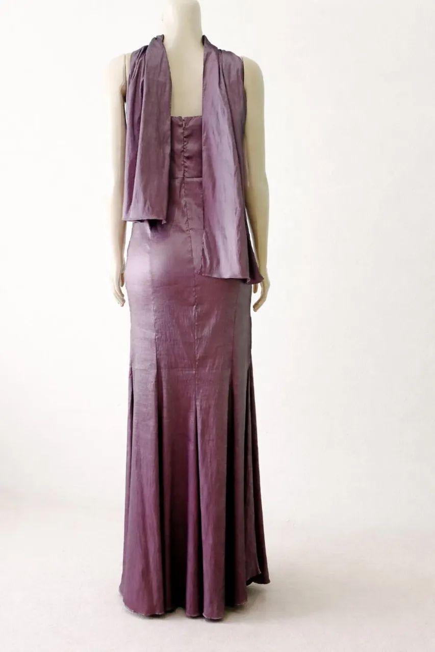 Vestido de festa longo cor roxo modelo se alça com bojo tecido tafetá span com elastano  - Foto 3