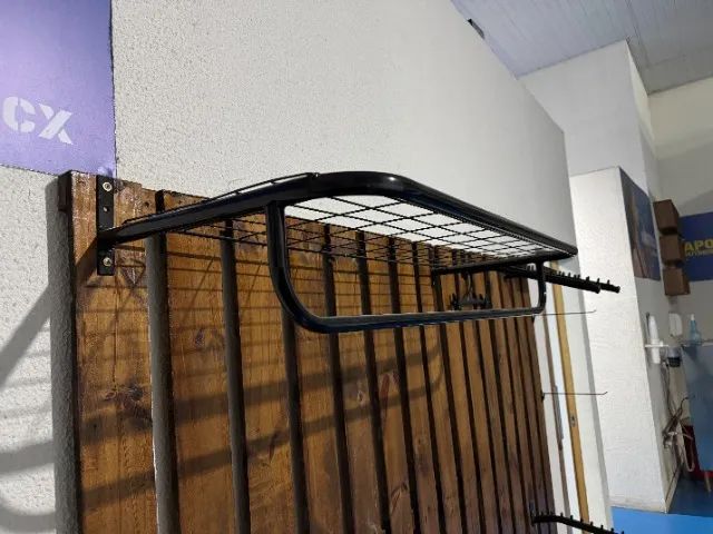 Cabideiro de Roupas de Parede