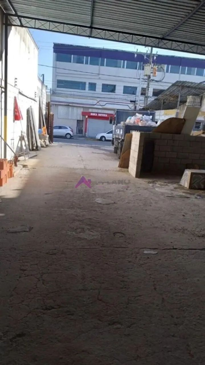 Galpão comercial para venda na Vila Moraes, 450 m² de área construída