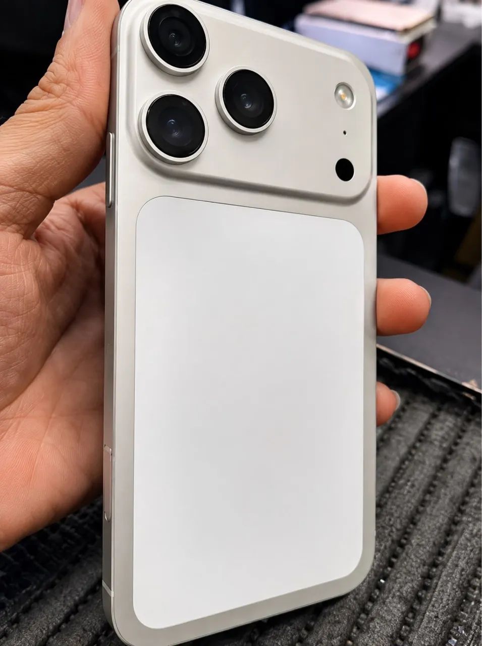 iPhone XR no 17 Pro  - Foto 3