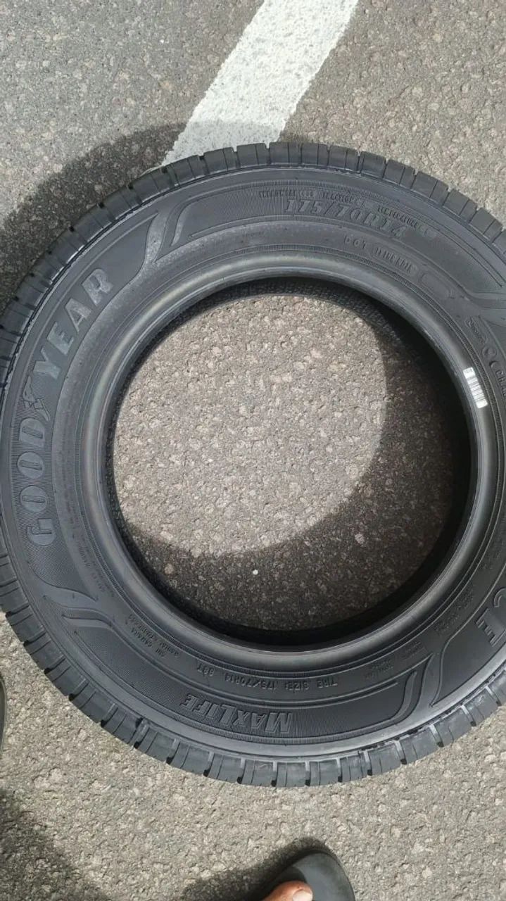 Pneu