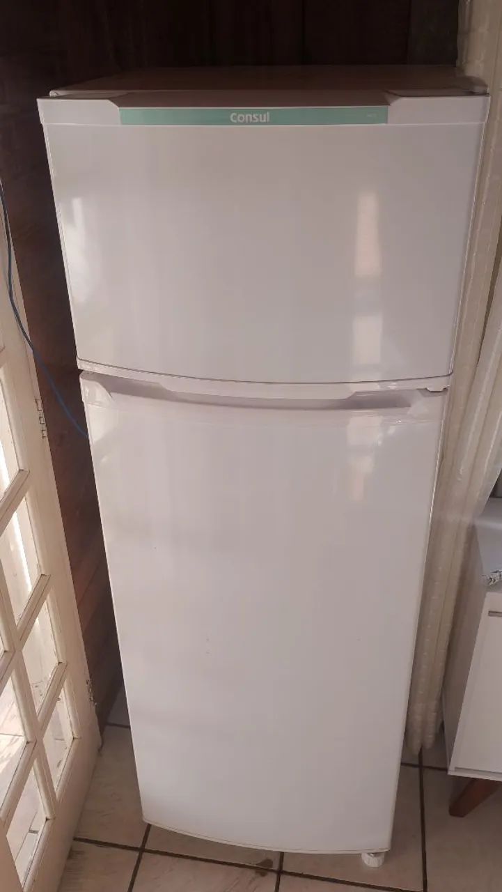 Geladeira Consul Branca 