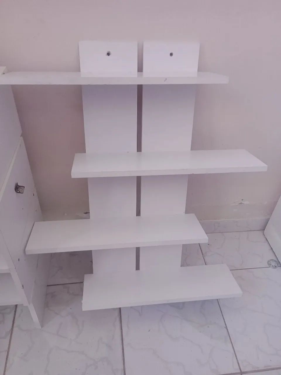 Manequins femininos e cabides  - Foto 4