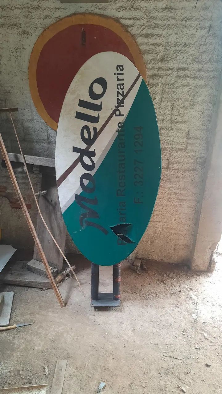 Placa suspensa para comércio  - Foto 4