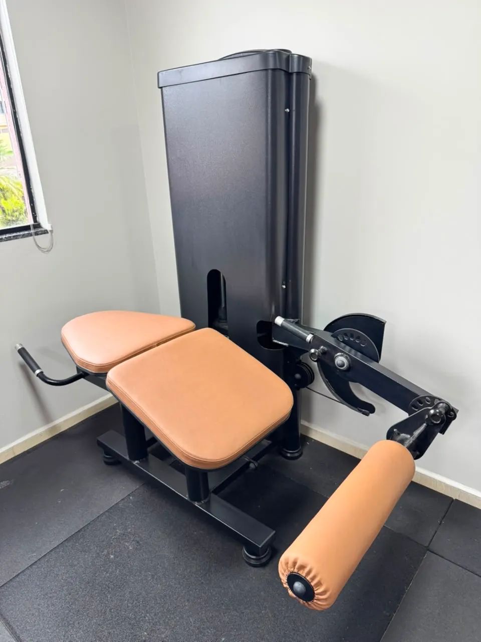 vendo aparelhos musculação 