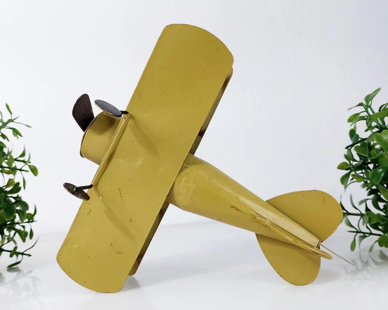 Miniatura Antiga de Avião em Lata. - Foto 4