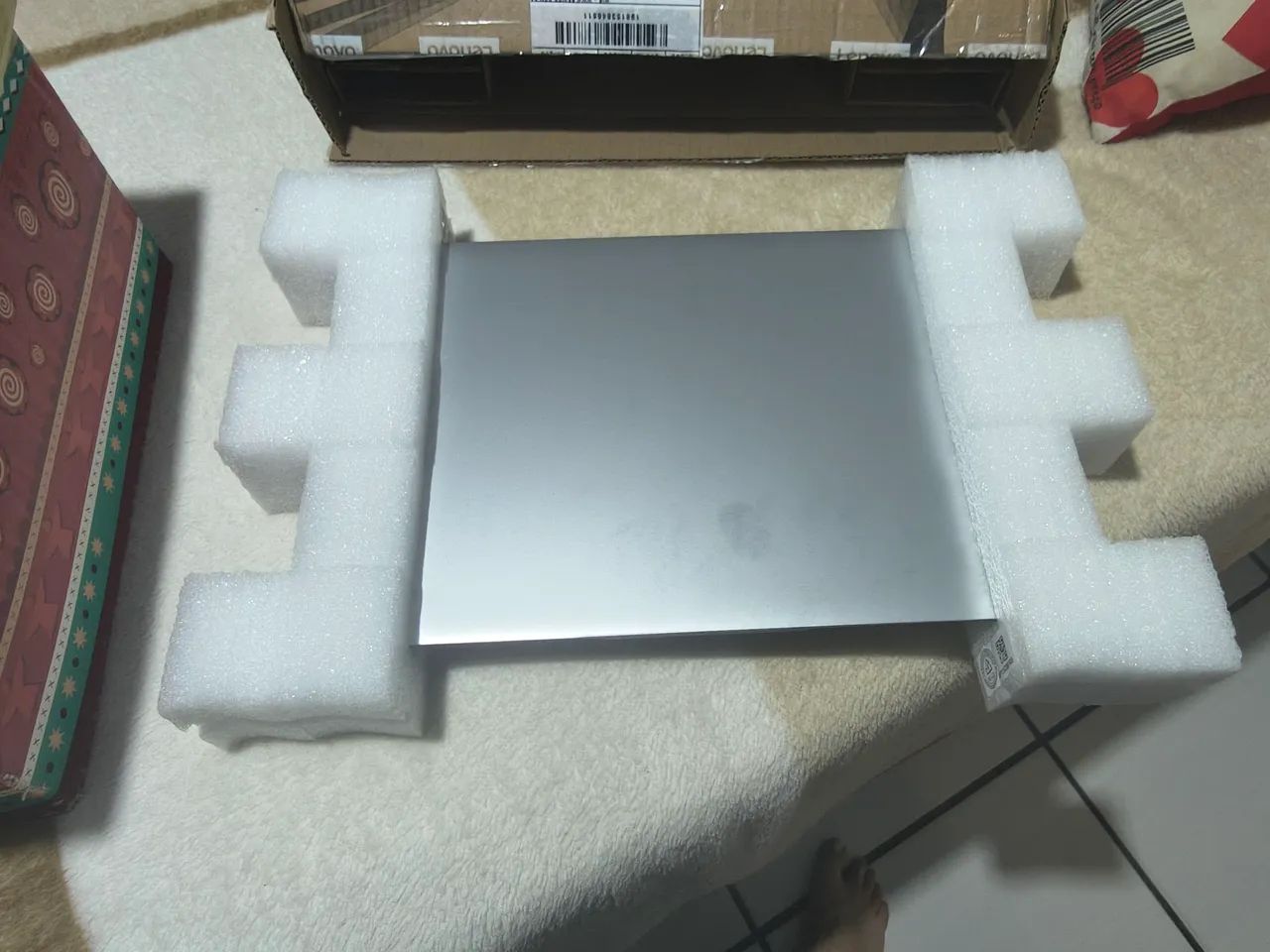 Vendo notebook Lenovo Ideapad 1 s - Foto 2