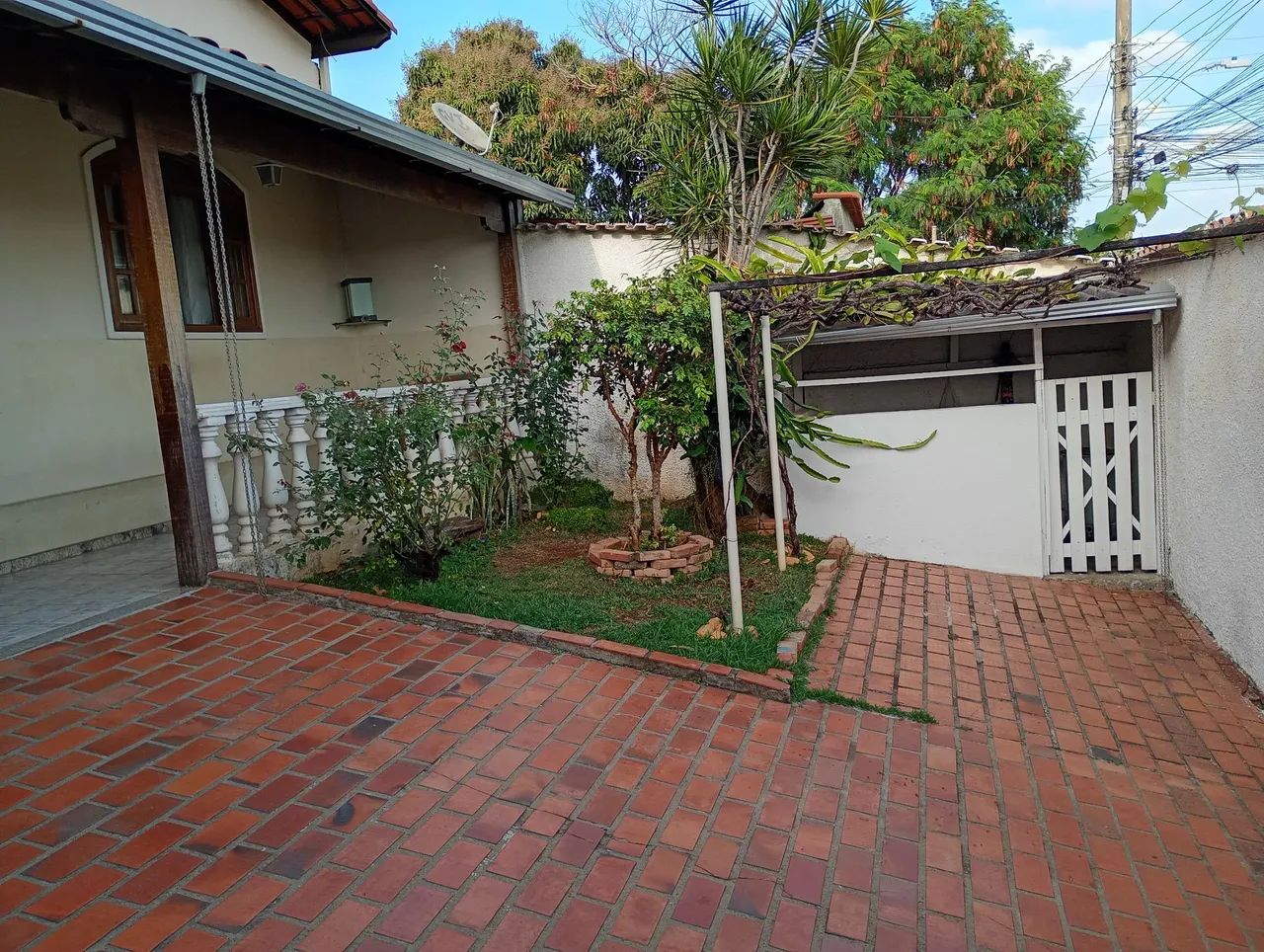 Excelente Casa 309m2 - Próxima a Arena MRV  - Foto 3