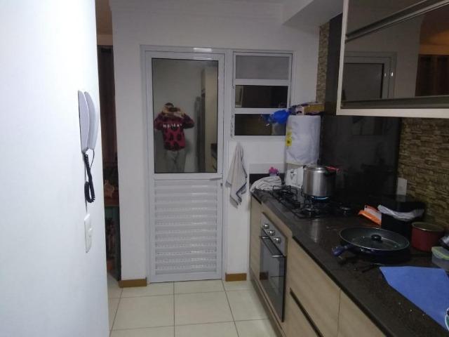 (BM) Apto de 2 dorm. semi-mobiliado, no Residencial Villa Dourada, Bela Vista, em São José