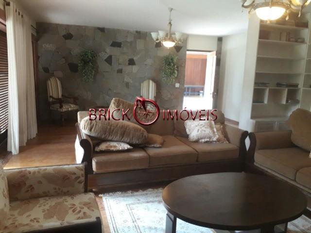 Excelente sítio com área de 10 mil m² com casa principal, casa de caseiro e área de lazer. - Foto 16