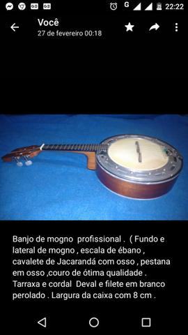 Banjo de Mogno