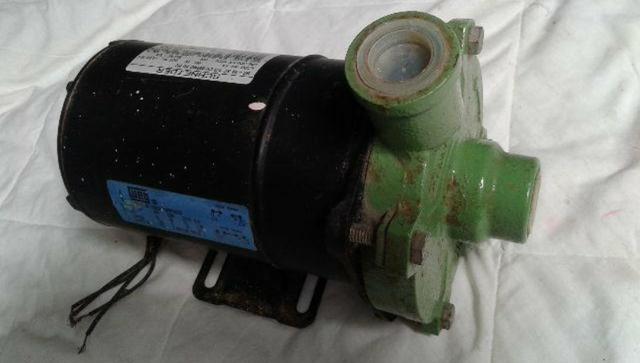 Moto bomba Schneider monofasico meio cv