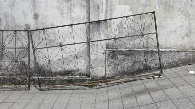 Grade de ferro