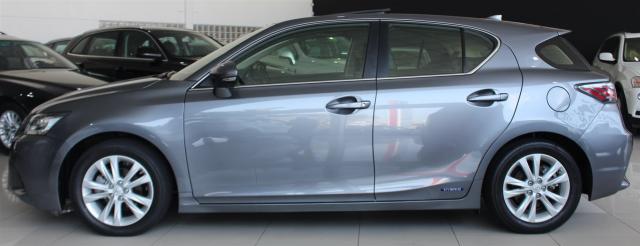 LEXUS CT200H 2015/2015 1.8 16V HÍBRIDO 4P AUTOMÁTICO - Foto 3