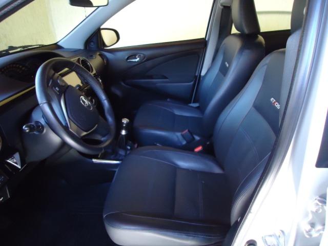 Toyota Etios Platinum Sed - Foto 5