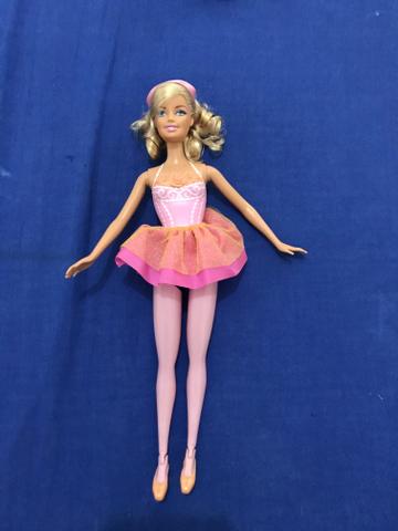 Bonecas Barbies