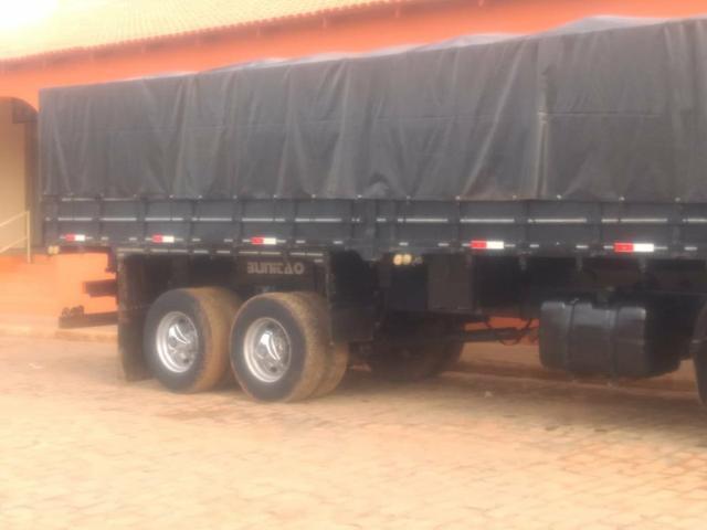 Vende_se caminhão Iveco ou troco em pá carregadeira w20