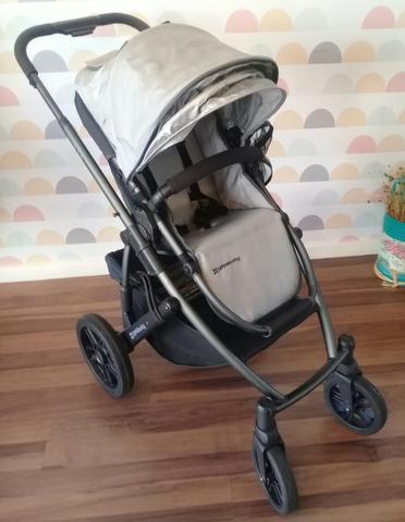 Carrinho de Passeio de Bebê + Moisés Vista? da Uppa baby