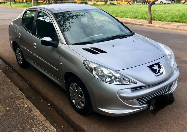Peugeot 207 XR Passion Ano 2012/2013 - Foto 3