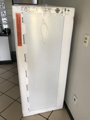 Geladeira electrolux 240l nova - Foto 4