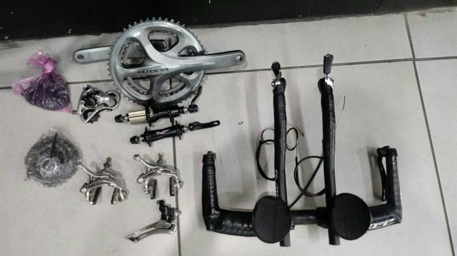 Bicicleta Pinarello ft. 1 tamL(57) + peças - Foto 2