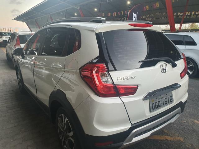 Honda wrv 2018 com 18 km rodado aceito troca ou - Foto 5