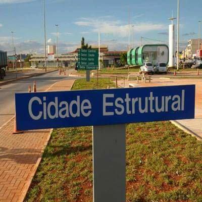 Vd casa 3qt 2wc st.oeste Qd 1