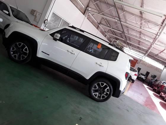 RENEGADE 2019/2019 1.8 16V FLEX LONGITUDE 4P AUTOMÁTICO - Foto 2